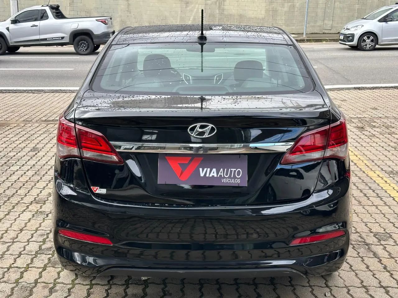 Hyundai HB20S Premium 1.6 Flex 16V Aut. 4p, foto 5 de 12