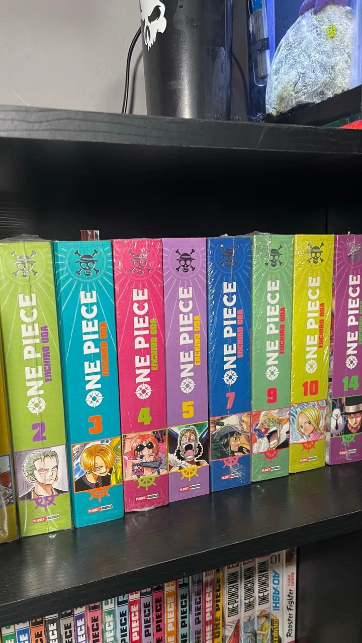 Mangás One Piece 3 em 1 - Perfeito estado e com desconto