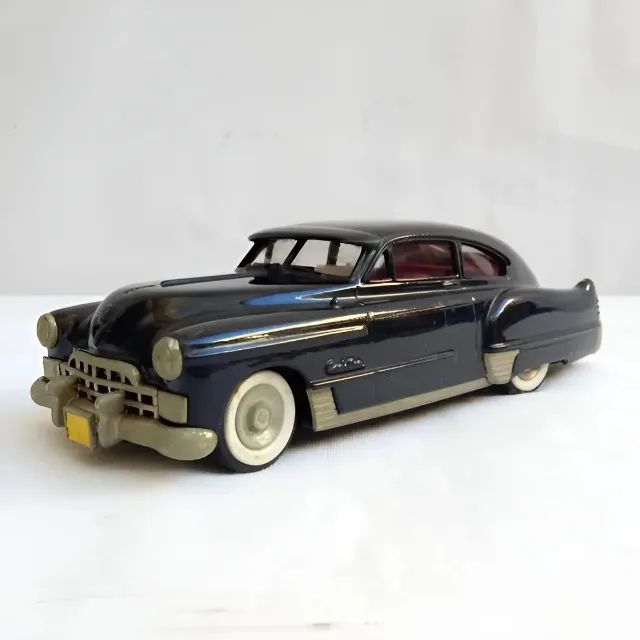 Cadillac Series Dynamic Fast 1948 #40 Brooklin Models 1/43 Preto