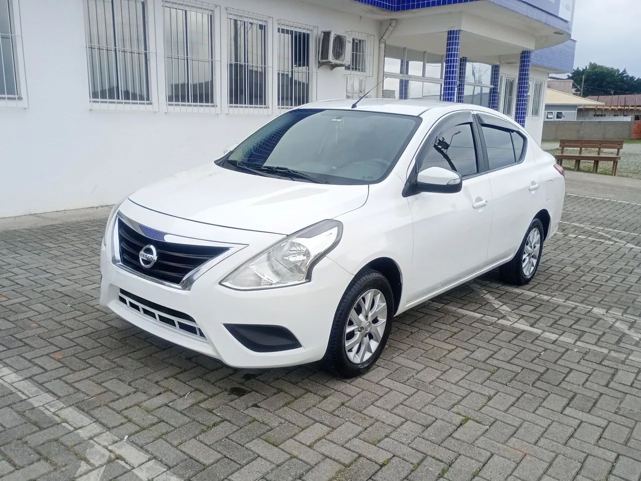 Nissan Versa SV 1.6 16V 2020