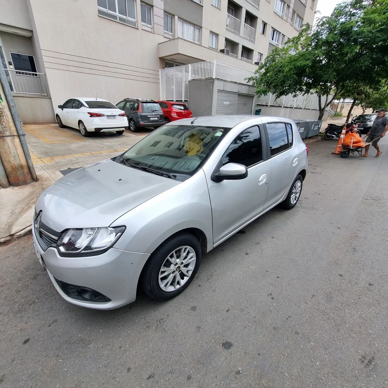 Renault Sandero EXPRESSION HI-POWER 1.6 8V 5P 2015