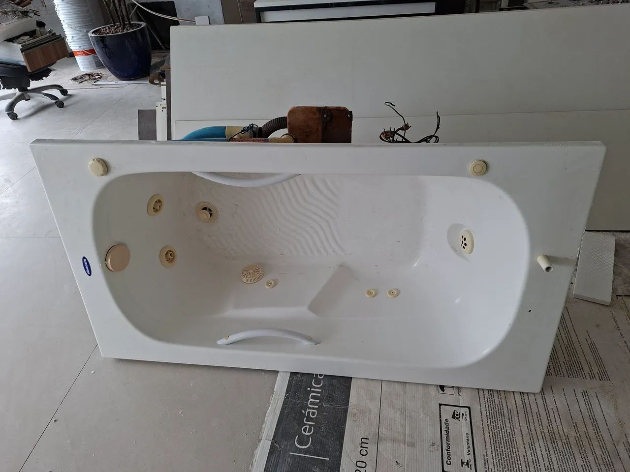 BANHEIRA DE HIDROMASSAGEM  - Foto 3