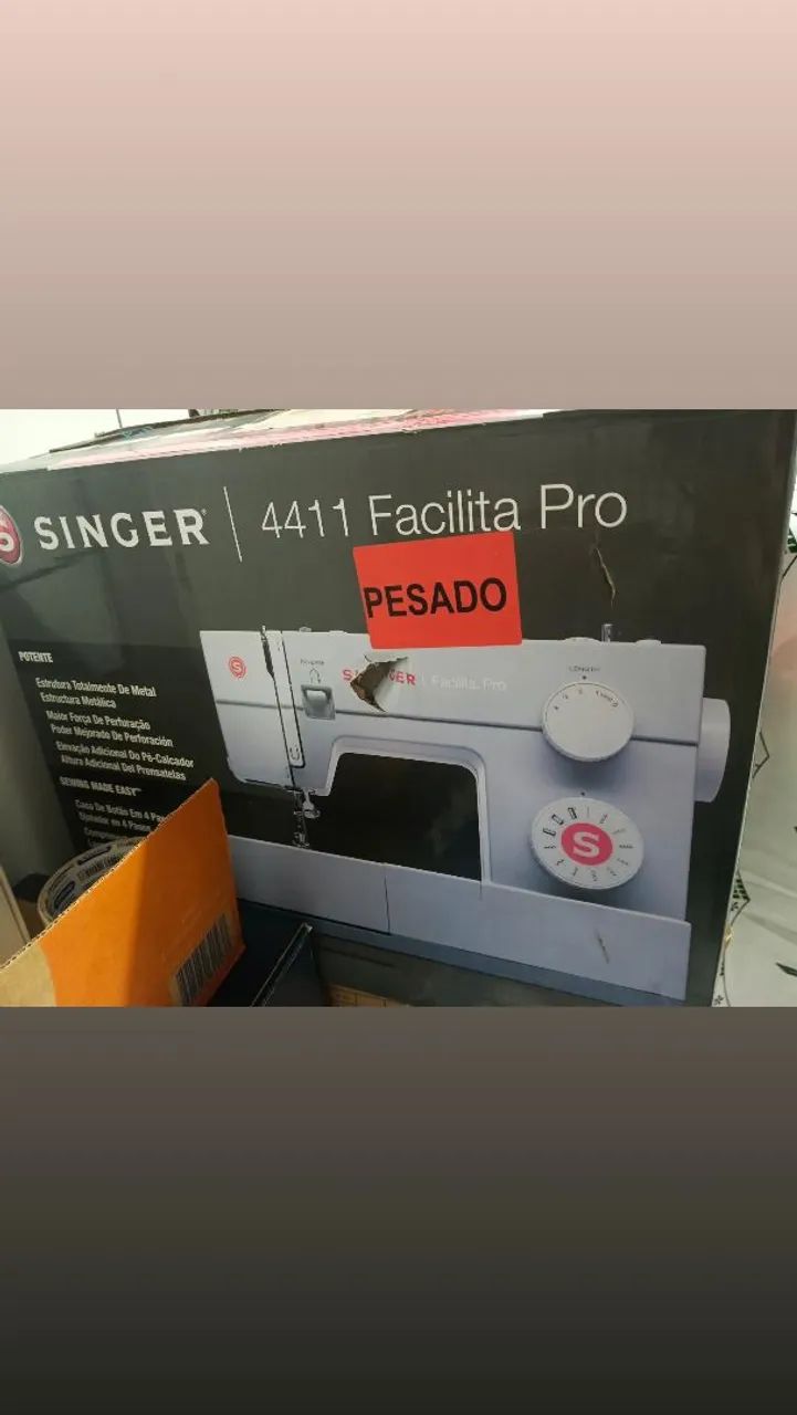 Vendo Máquina Singer 4411 - Foto 2