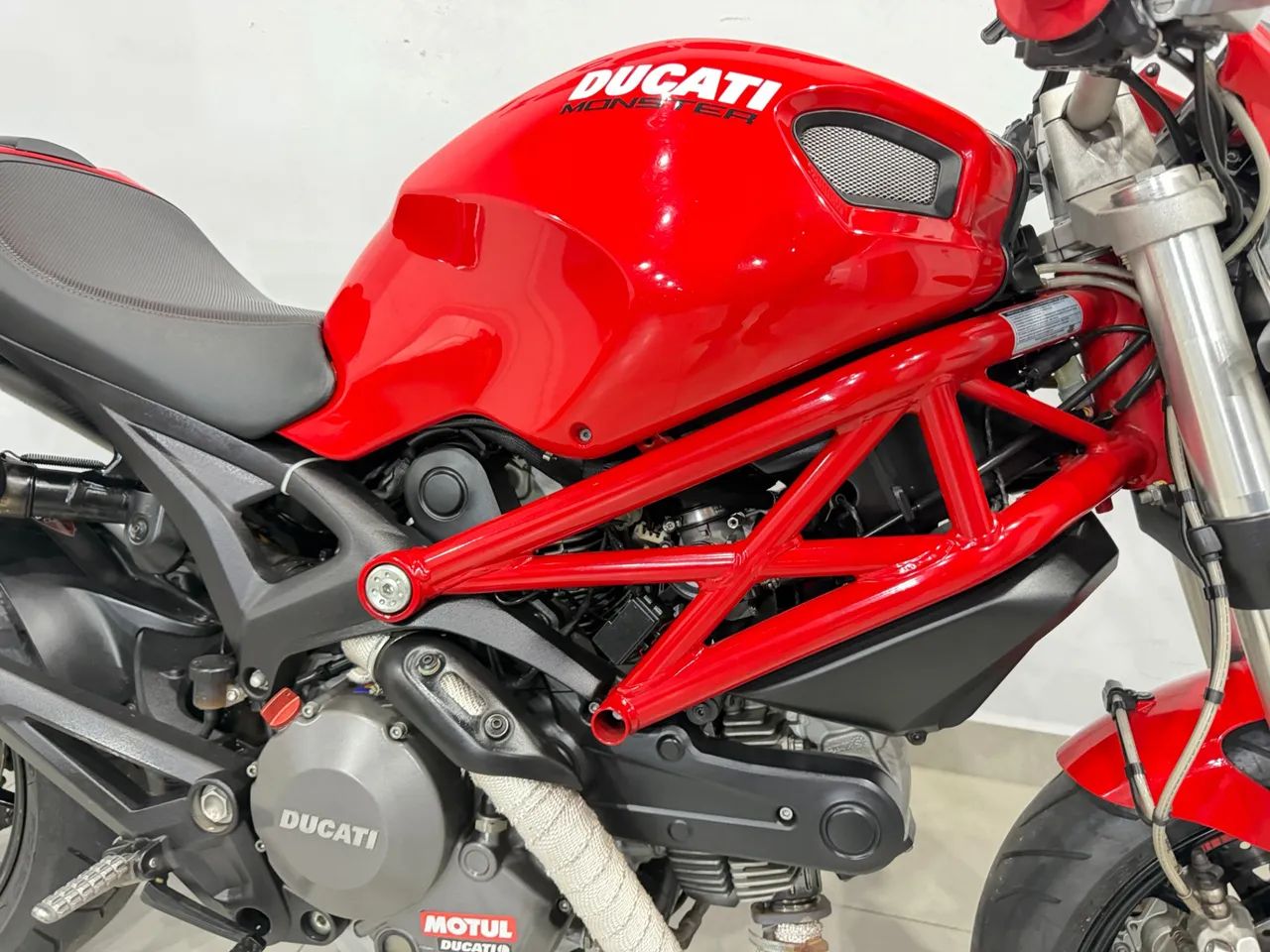 Ducati MONSTER 796 - Foto 2