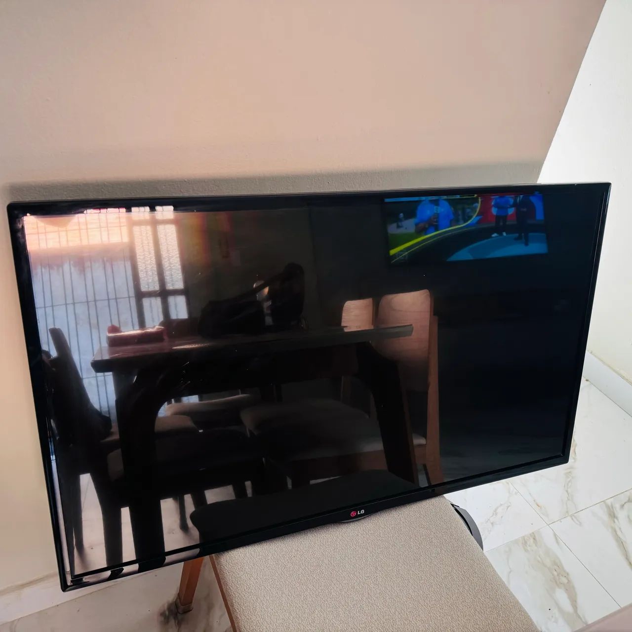 SMART TV LG 42 PERFEITA, SEM OS PÉS  - Foto 3