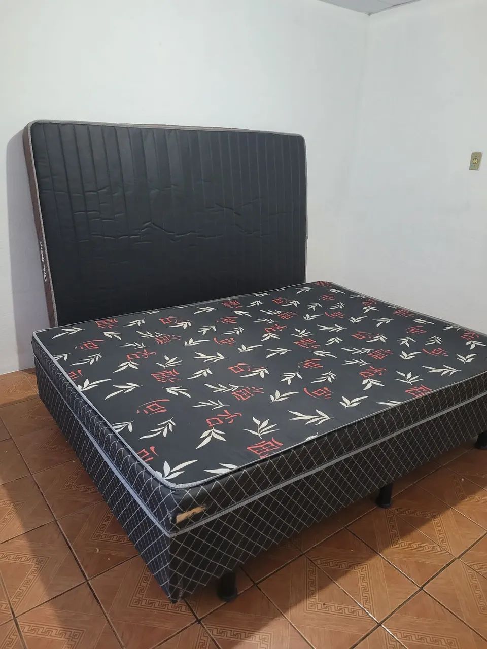 Vendo uma cama box casal - Foto 3