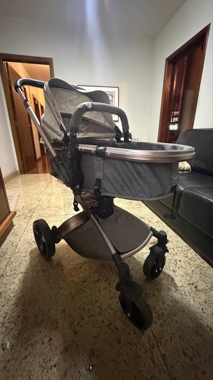 Carrinho de Bebê - Dzieco