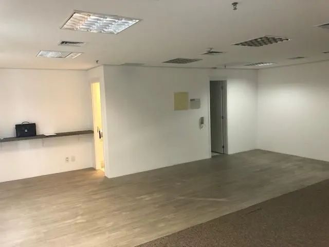 SALA COMERCIAL COM VISTA PARA A PONTE ESTAIADA | 60 M² | 2 VAGAS - Foto 2