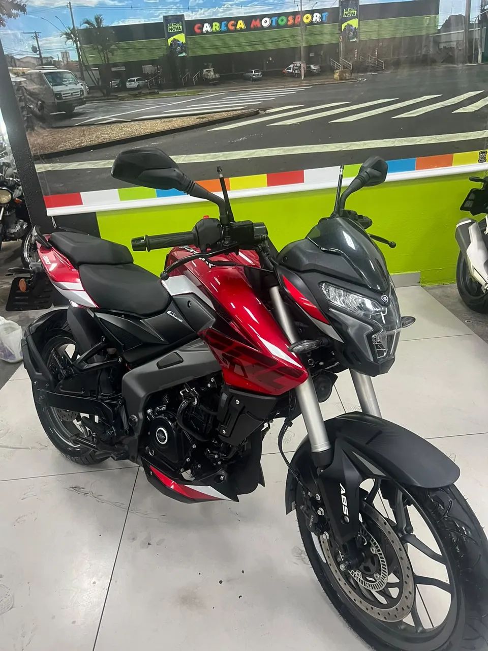 BAJAJ DOMINAR 200 - Foto 5
