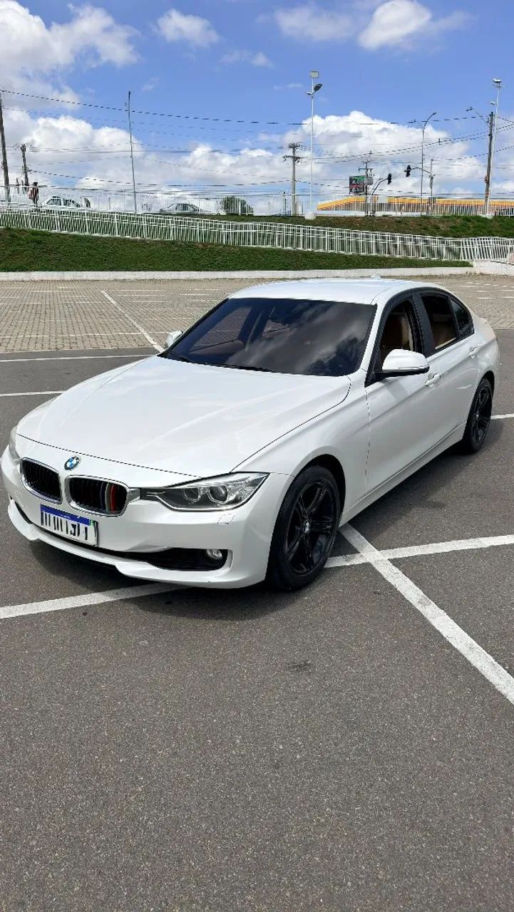 BMW 320I A 2.0 Turbo/activeflex 16V 184cv 4P 2014