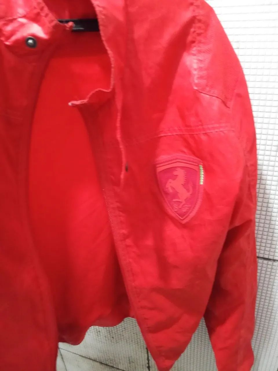 Jaqueta Ferrari extremamente rara - Foto 4