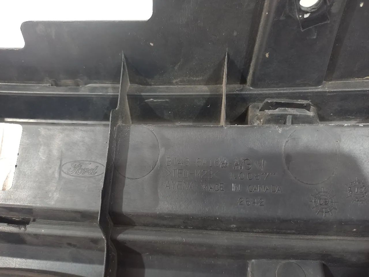 Grade superior Ford Edge 11/14 original - Foto 6