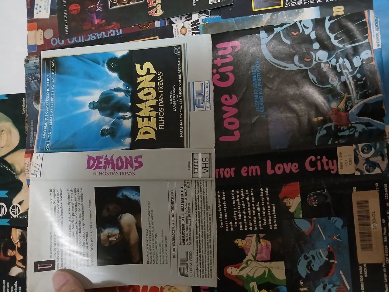 Capas de vhs terror hellraiser halloween demons mortos vivos hora