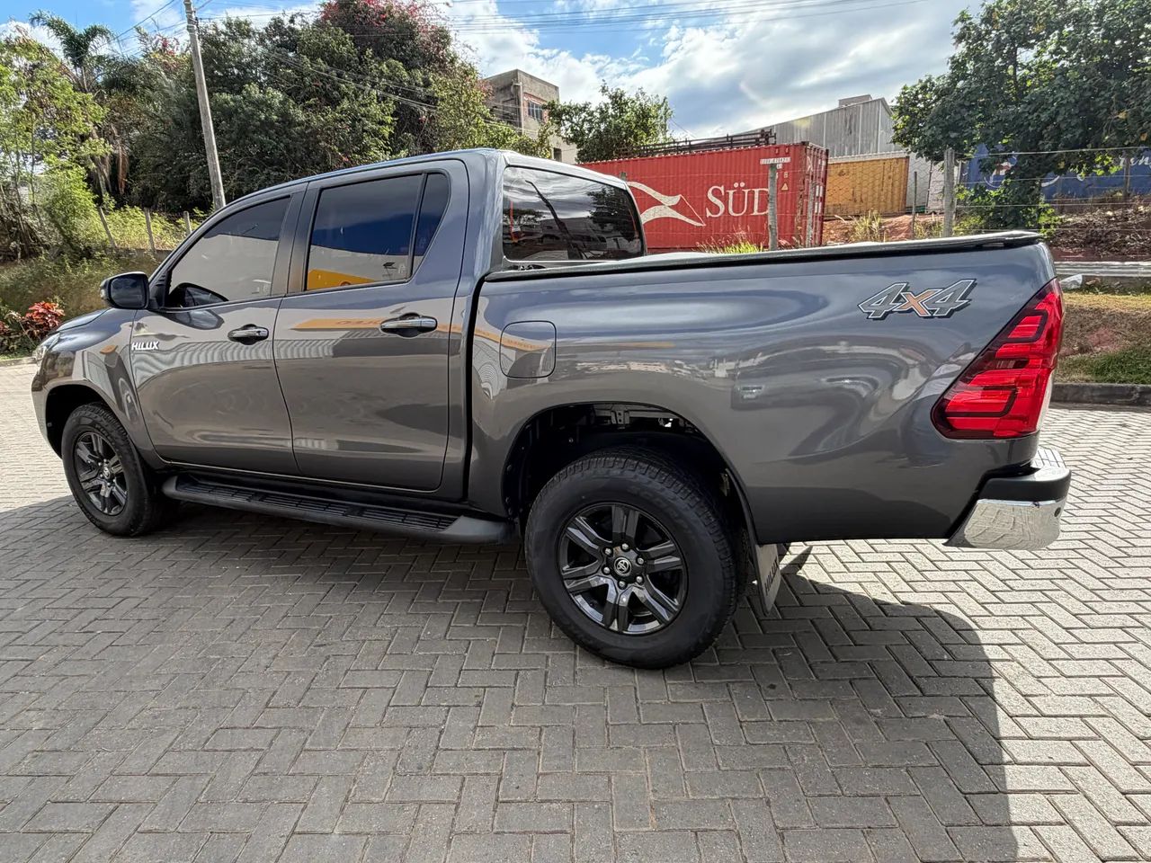 Toyota Hilux 2024