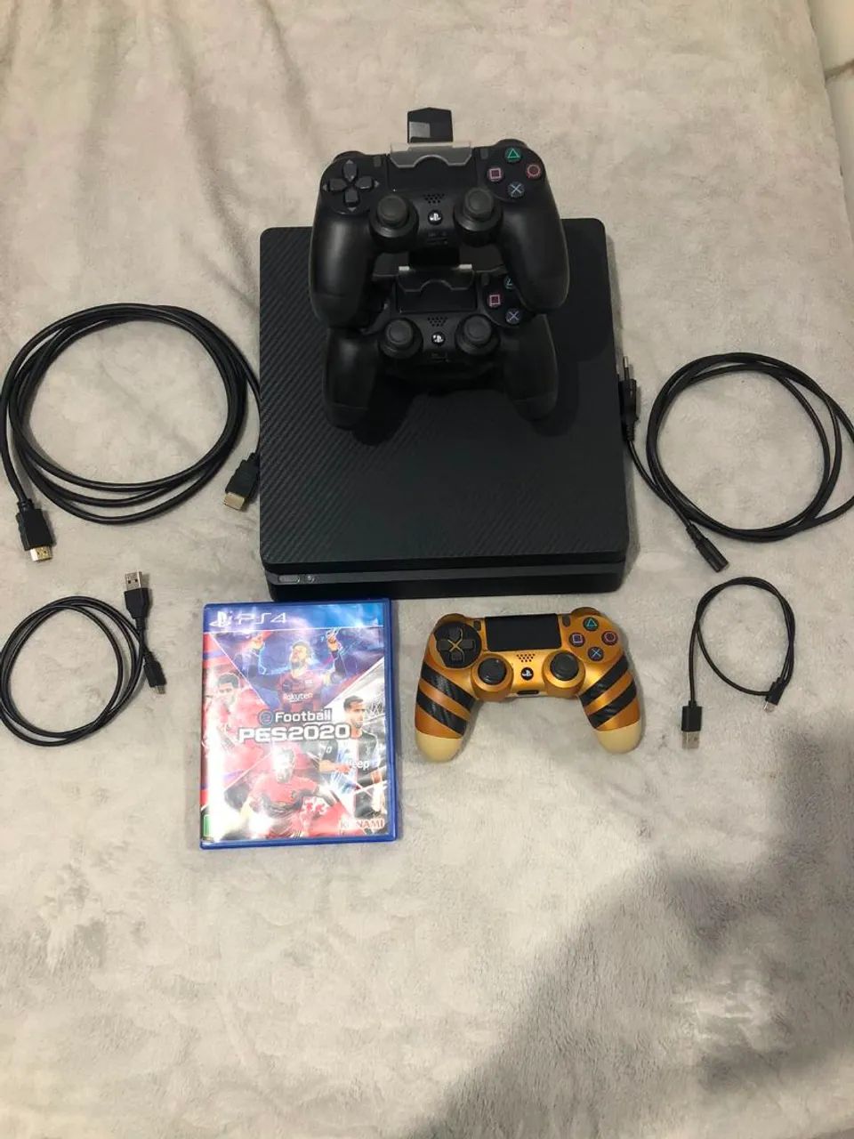 Combo PlayStation 4 slim 1TB + Smart TV 32 polegadas 