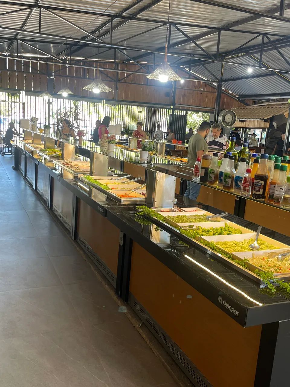 Vaga para auxiliar de cozinha  - Foto 2