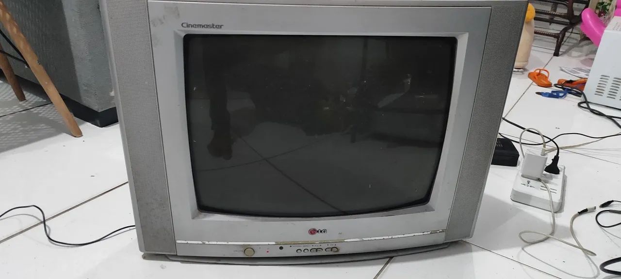 Tv de tubo 20polegadas LG funcionando perfeitamente.  - Foto 2