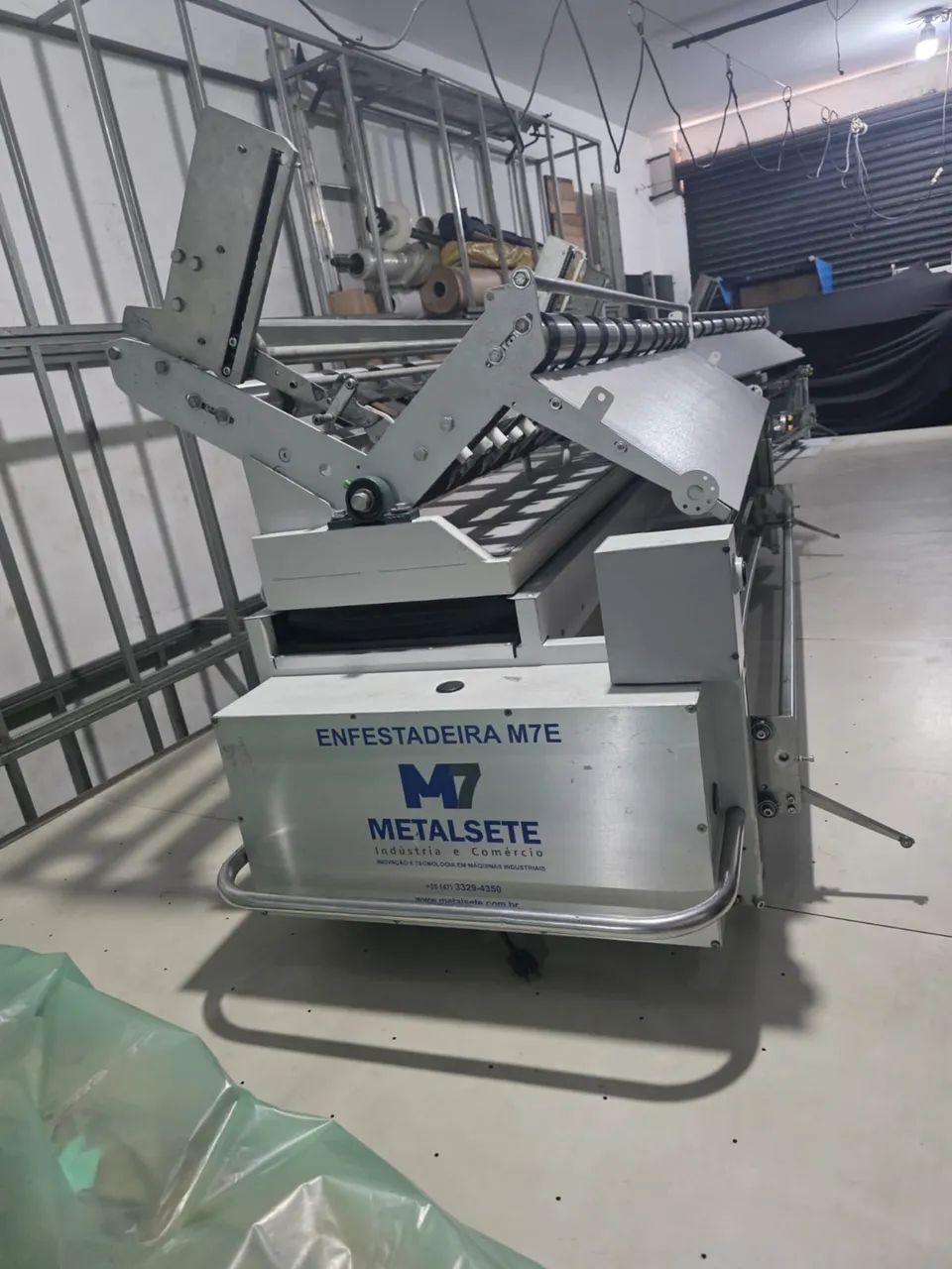 Enfestadeira Semi automática com mesa  - Foto 4