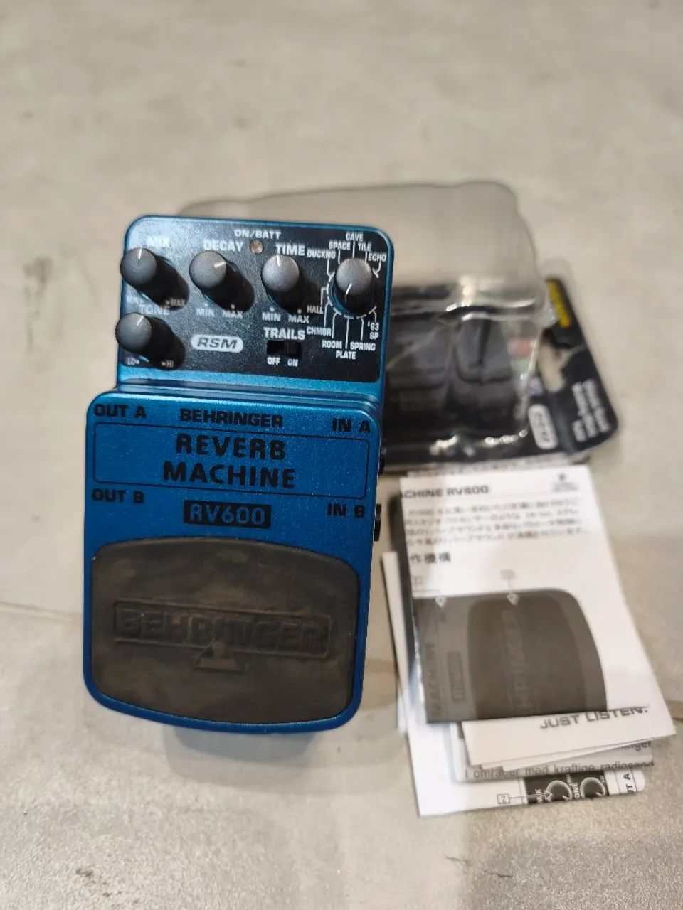 Pedal Reverb Machine RV600 Behringer 