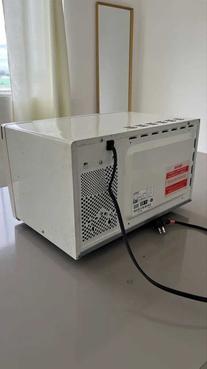 Microondas electrolux 18L - Foto 4