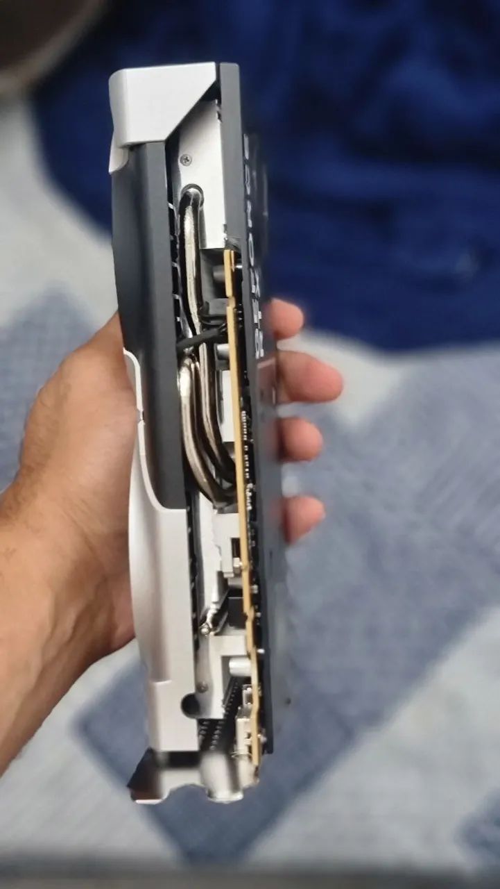 Placa de Vídeo MSI RTX 5060 Ventus 2X - ANALISO TROCAS - Foto 6