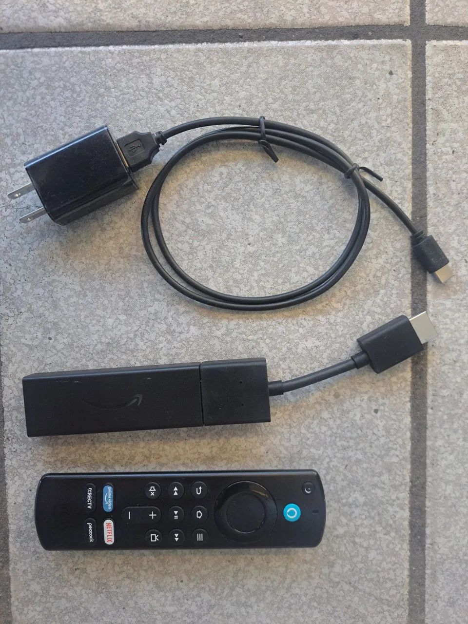 Fire tv stick amazon 3 geração full hd 1080 com controle alexa.  - Foto 3