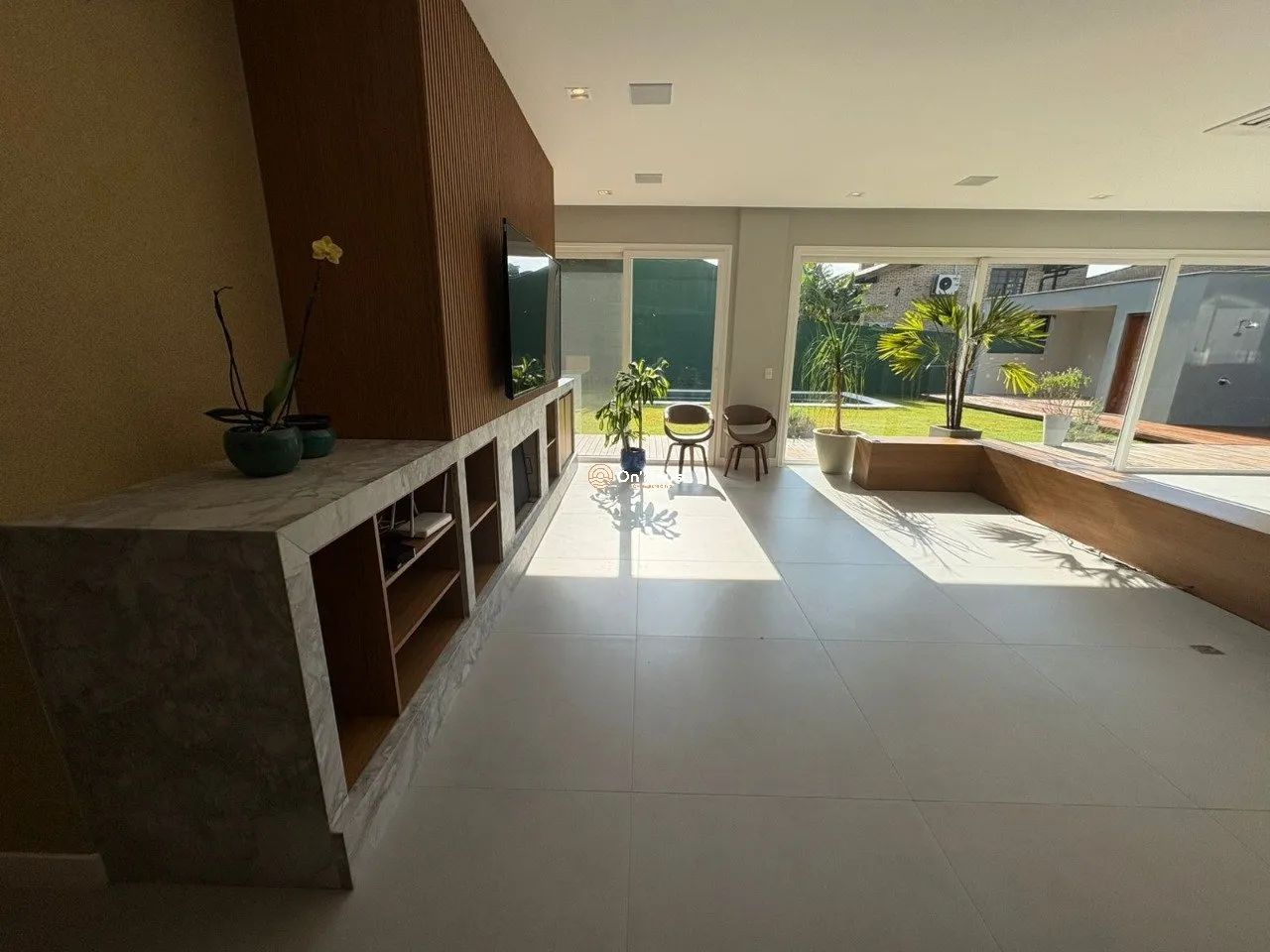 Casa de Alto Padrão em Condomínio Fechado - Foto 2