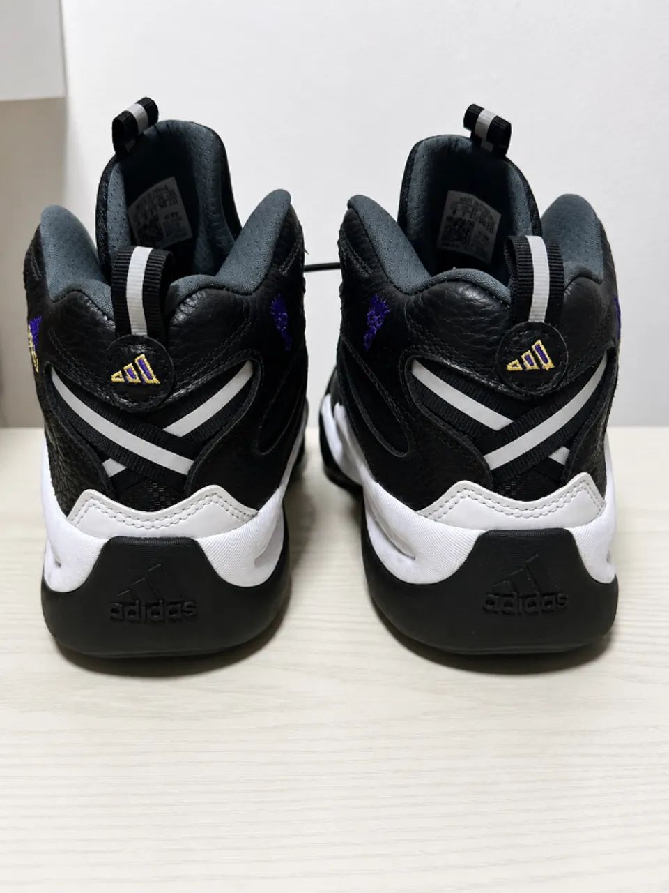 Tênis Adidas Crazy 8 Grade School - Foto 3