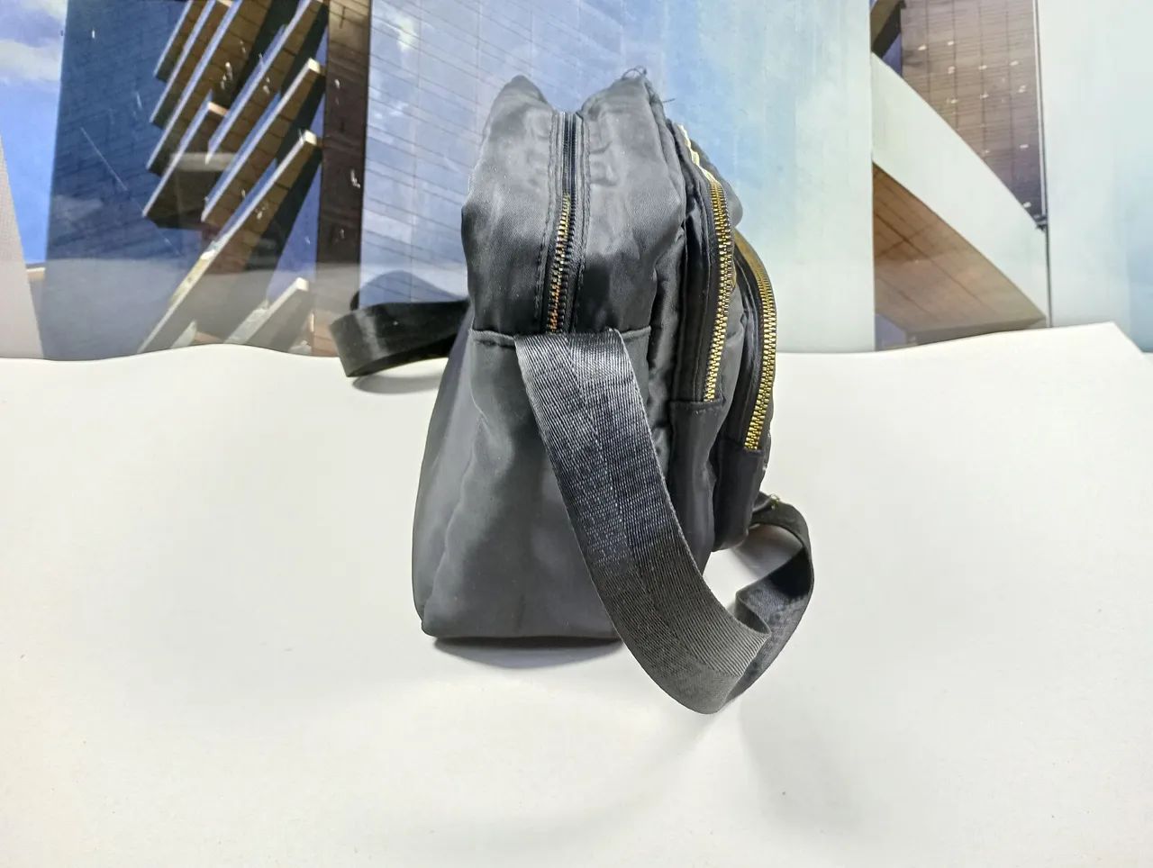Bolsa de Ombro com 6 Bolsos - Ótimo Estado - Foto 5