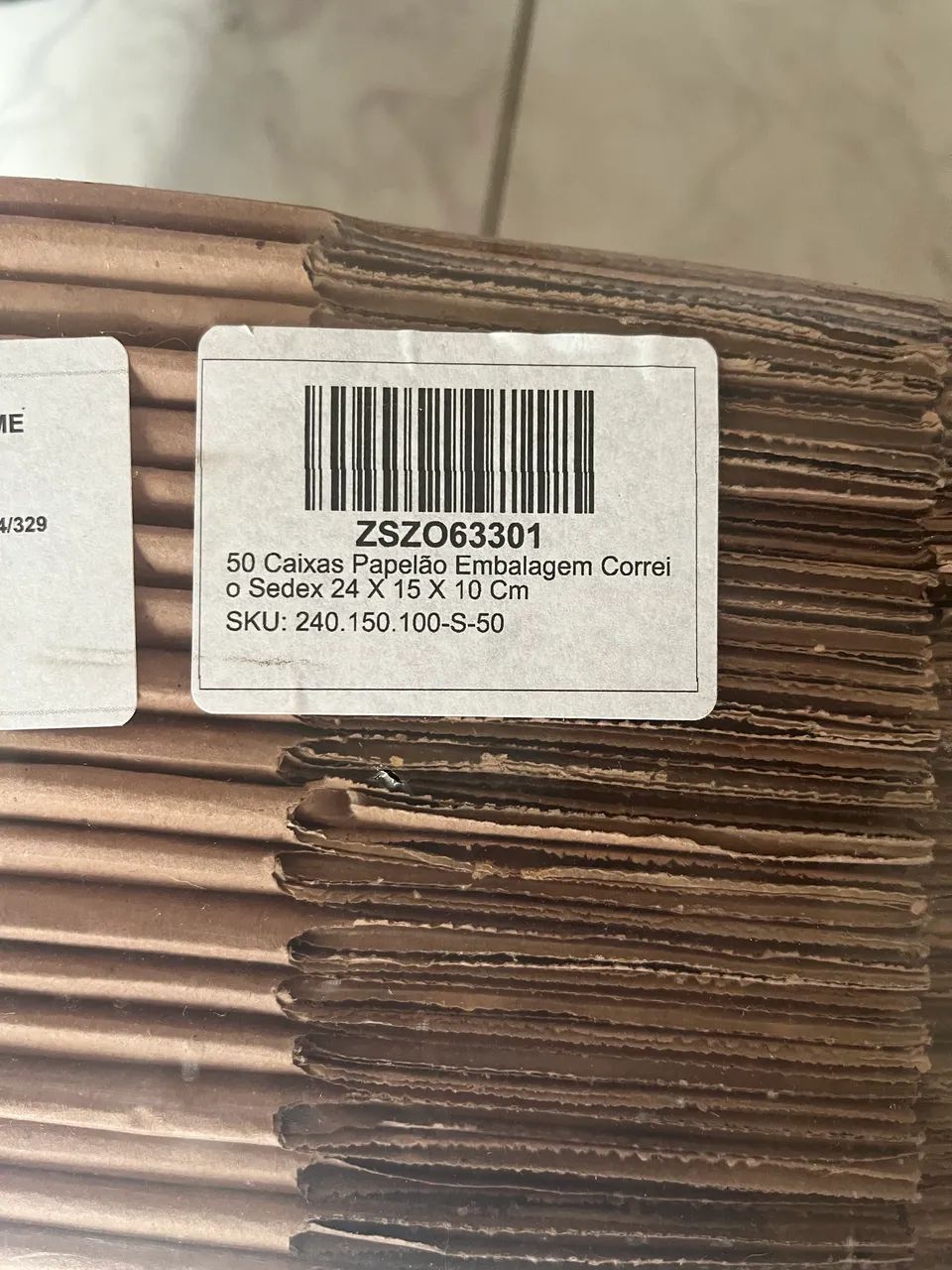 Caixa de papelão 