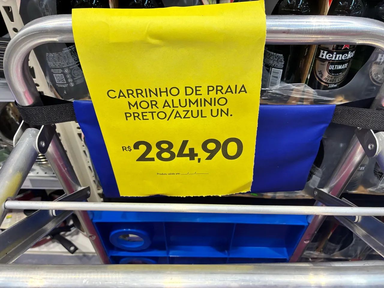 Carrinho de praia para caixa e cadeiras, que vira mesa. - Foto 2
