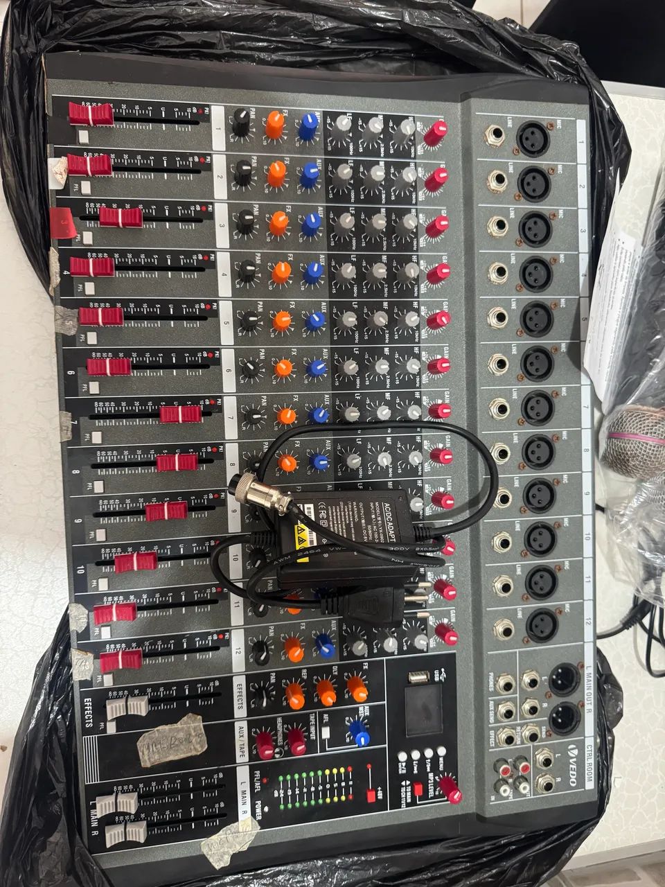 Mesa de som. - Foto 2