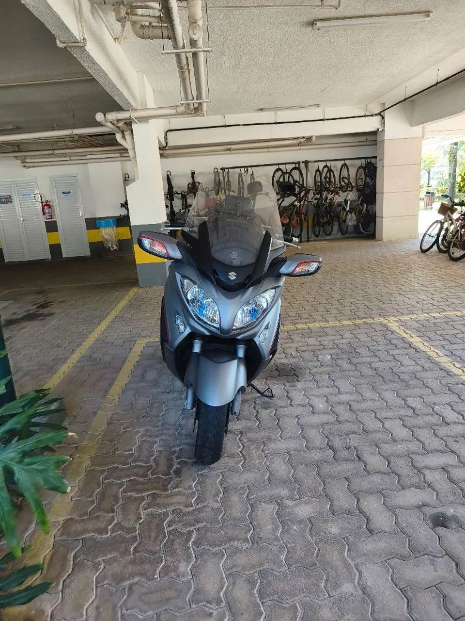 Burgman 650 2017 - Foto 3
