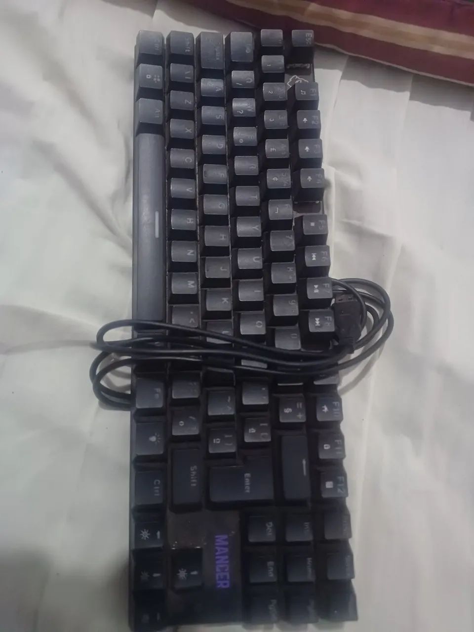Teclado mecânico Mancer