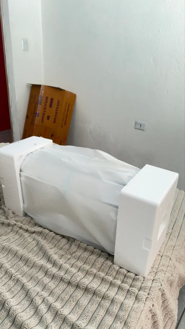 At condicionado split midea 12 mil BTU  - Foto 2