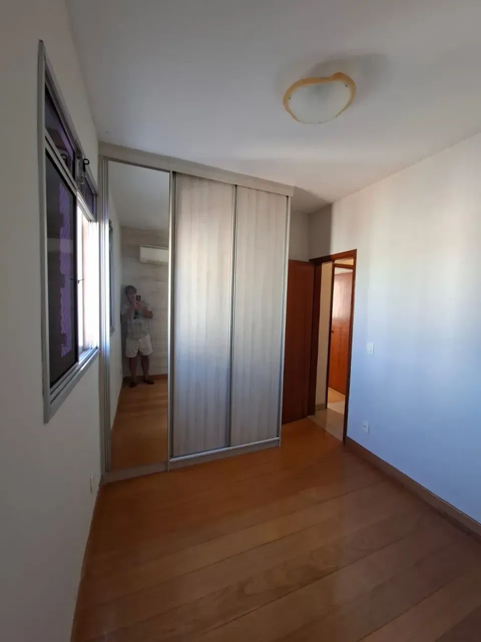 Apto oportunidade reformado e prédio revitalizado - Foto 4