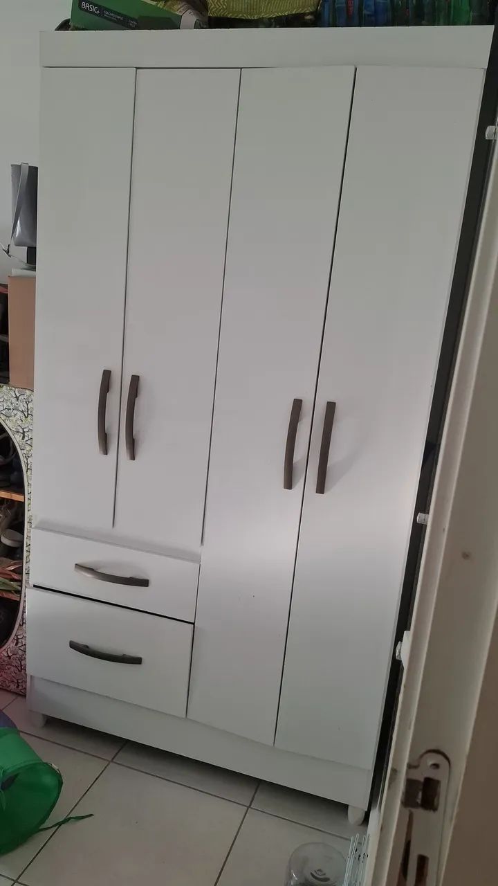 Guarda Roupa Solteiro
