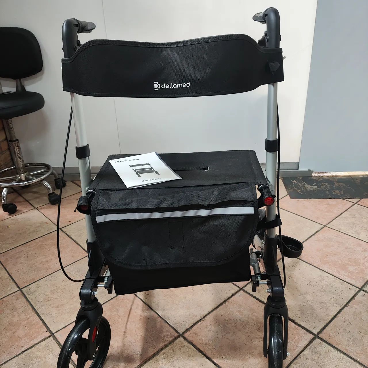 Andador Dellamed  - Foto 4