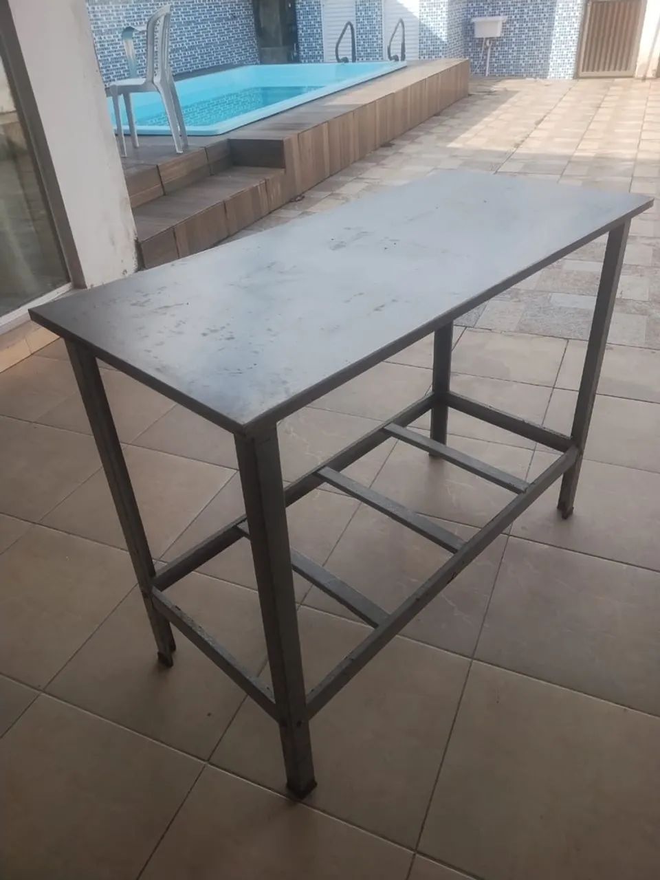 Vendo bancada  de alumínio 