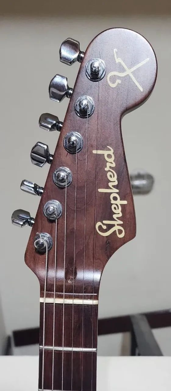 Guitarra Shepherd Stratocaster Custom - Foto 2