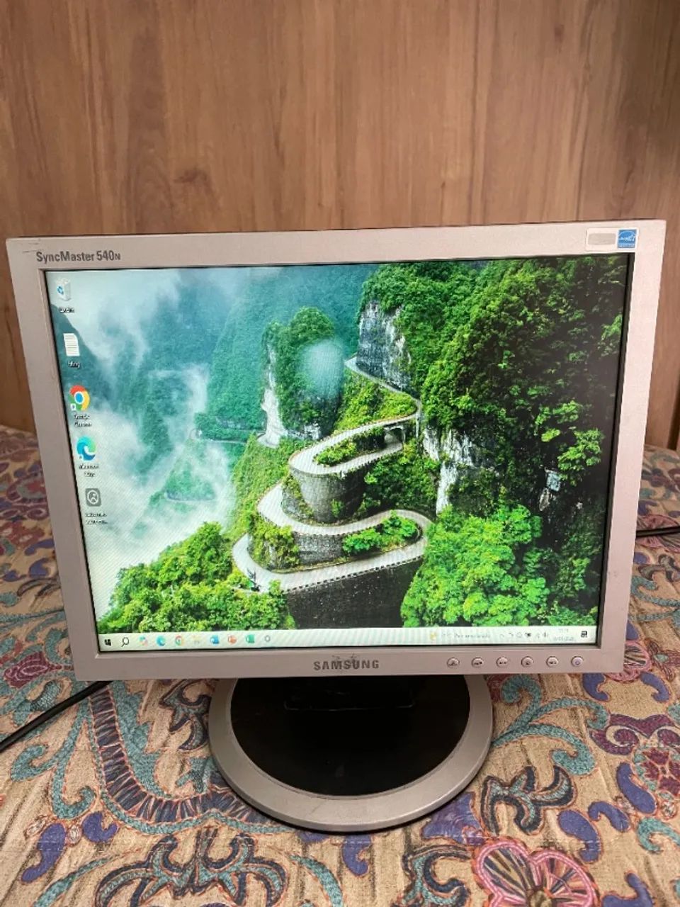 Monitor Samsung LCD 15 Polegadas - Foto 2