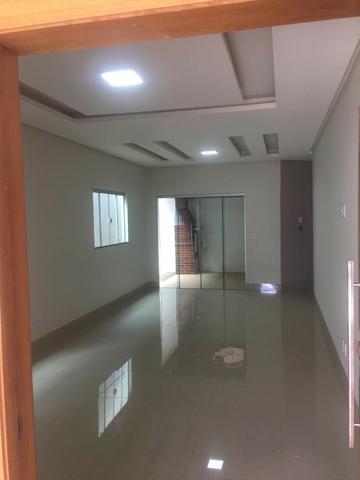 Vende-se Linda Casa com Acabamento Extra no Vale do Sol - Foto 8