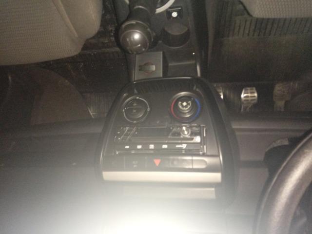 Carro vendo ou troco - Foto 4
