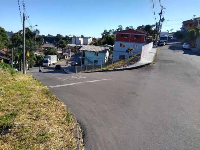 Esquina com asfalto nos dois lados - Foto 5