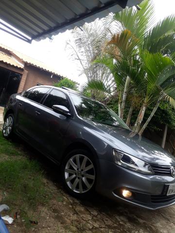 Jetta 2.0 automático. teto solar. Pra pessoas exigentes - Foto 3