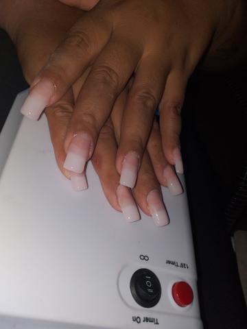 Unhas de gel e fibra - Foto 5