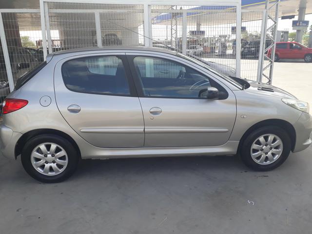 Ônix LT 1.4 2016 Automático. Top. GM Veículos - Foto 19