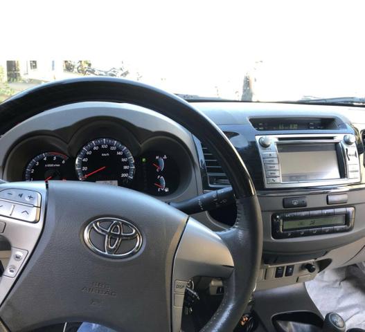Hilux SW4 - Foto 3
