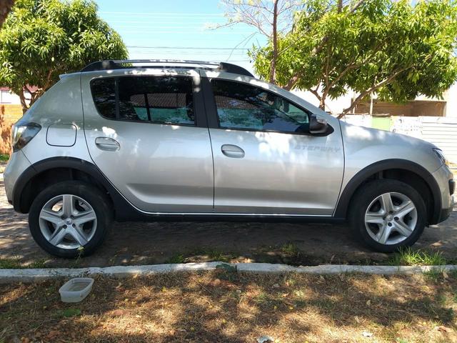 Vende-se um carro completo 2015 - Foto 3