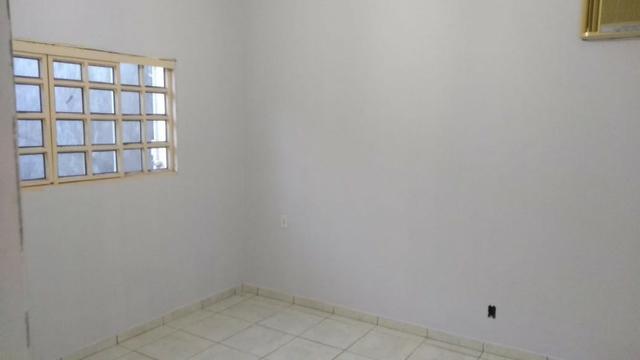 Casa residencial e também uso comercial em 720M² de lote murado Taquaralto - Foto 9